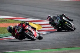 LIVE Superbike Portimao 2022: Johnny Rea alza bandiera bianca