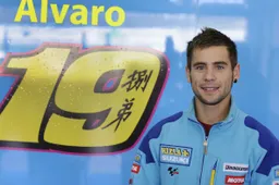 MotoGP: prima immagine di Alvaro Bautista con i colori Suzuki
