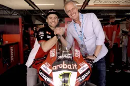 Superbike, Battistella: "Trattativa Bautista-Barni, ecco cosa manca per chiudere"