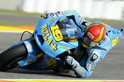 MotoGP: Suzuki conferma, una sola moto per Bautista nel 2011