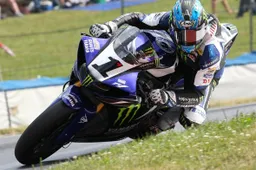 AMA: sponsor e numeri di gara per i piloti Yamaha