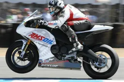 American Superbike: EBR prepara la 1190RS per il 2012