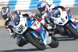 AMA Superbike: Yoshimura Suzuki prova a Chuckwalla