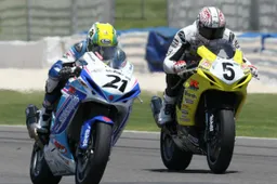 AMA SuperSport: 25.000 dollari di premi per i giovani piloti