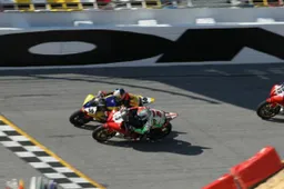 AMA SuperSport: Beaubier e Pascarella protagonisti a Daytona