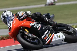 AMA SuperSport Mid Ohio Gara 1: vittoria di Dominguez