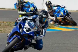 AMA: cambiano i pesi delle moto per le tre categorie