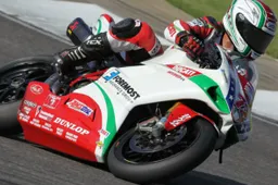 American Superbike: Larry Pegram vende le sue Ducati