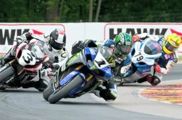 AMA Superbike Road America Gara 1: Hayes da dominatore
