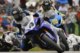 American Superbike VIR Gara 2: Hayes distrugge gli avversari