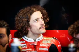 Andrea Mantovani con AvioBike WRS Ducati al Bol d'Or