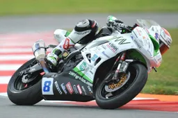 Supersport Mosca Gara: bandiera rossa, brutto incidente al via