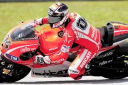 MotoGP: Andrea Dovizioso venerdì al Ducati Factory Store