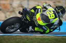 Iannone subito forte in Superbike? Lowes sicuro: "Lotterà per vincere"