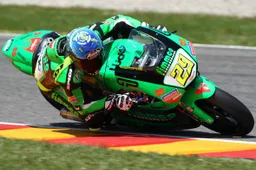 Moto2 Mugello Gara: Andrea Iannone senza rivali, terzo Corsi