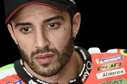 MotoGP, Andrea Iannone vietato fermarsi: Aprilia in rischiosa attesa