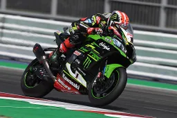 Superbike Misano: Jonathan Rea, 19° Superpole Alvaro Bautista in 2° fila