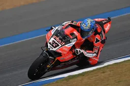 Superbike Thai: Marco Melandri "La mia Ducati non va dritta"