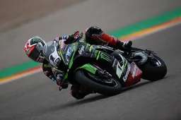 Superbike Assen, Prove 1: Jonathan Rea fa un altro sport