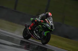 Superbike Donington, Prove 2: Tom Sykes risponde al Cannibale