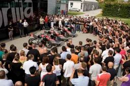 Superbike: Aprilia festeggia a Noale la prima vittoria della RSV4