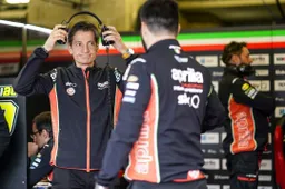 Caso Iannone, il commento di Aprilia: "La squalifica non ha senso"