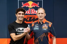 Moto2 UFFICIALE Albert Arenas con Acosta in KTM Ajo nel 2023
