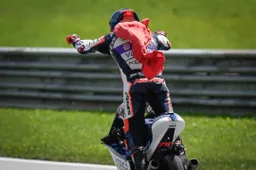 Moto3: 'Superman' Arenas vince ancora e vola in classifica iridata