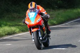 Armoy Road Races: anche Ryan Farquhar al via insieme a Guy Martin