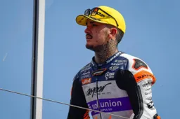 Moto2 UFFICIALE Pons Racing, nel 2022 arriva Aron Canet