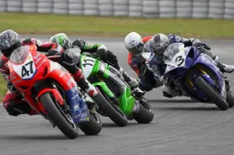 ASBK: si correrà a Phillip Island con il V8 Supercars