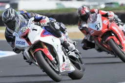 ASBK: via il monogomma, acceso confronto tra Dunlop e Pirelli