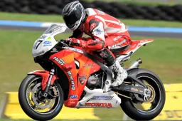 ASBK: primo test con la nuova Fireblade per i piloti del Team Honda Racing