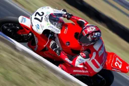 ASBK Queensland Gara 1: prima vittoria Honda con Jamie Stauffer