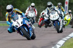 ASBK Hidden Valley Gara 2: ancora Waters, Maxwell resta leader