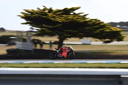 Alvaro Bautista: "Non avrò un rivale solo, sarà una mischia"