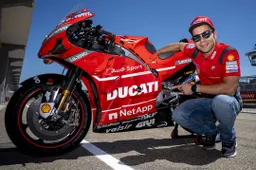 UFFICIALE Danilo Petrucci rinnova, con Ducati fino al 2020
