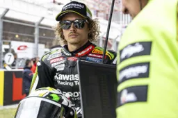 Superbike, Axel Bassani amareggiato: "Rinaldi mi ha steso"