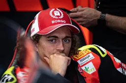 Superbike:  Axel Bassani studia da grande "Parto senza pressioni"