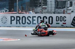 Superbike, Bassani punito: ufficiale la penalità per l'incidente con Bulega