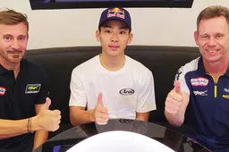 Moto3 UFFICIALE Ayumu Sasaki passa al Max Racing Team