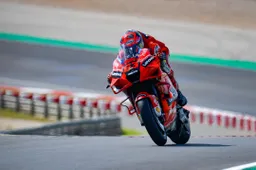 MotoGP GP Portimao, Prove 2: svetta Bagnaia, Marc Marquez in top ten