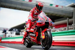 MotoGP Mugello: Bagnaia vs i Marquez, pole record del campione