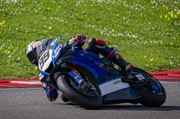 Superbike: pericolo scampato per Sofuoglu, clavicola solo incrinata