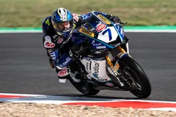 Supersport Magny Cours: Lorenzo Baldassarri vince gara 1 vetta più vicina