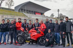 Fruscione e Palladino in rampa di lancio con lo Junior Team Barni