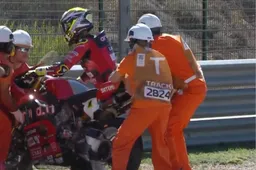 Superbike Aragon, gara 1: Bautista che combini? Ma Rinaldi rimedia