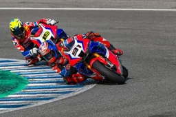 Superbike: Bautista e Haslam, una mezza giornata a Jerez su pista asciutta