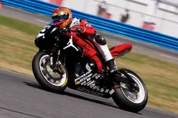 American Superbike: Ben Bostrom punta in alto nel 2012