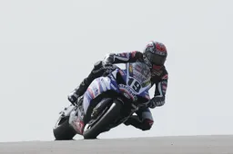 Superbike: Ben Spies "Mi dispiace per l'infortunio di Haga"